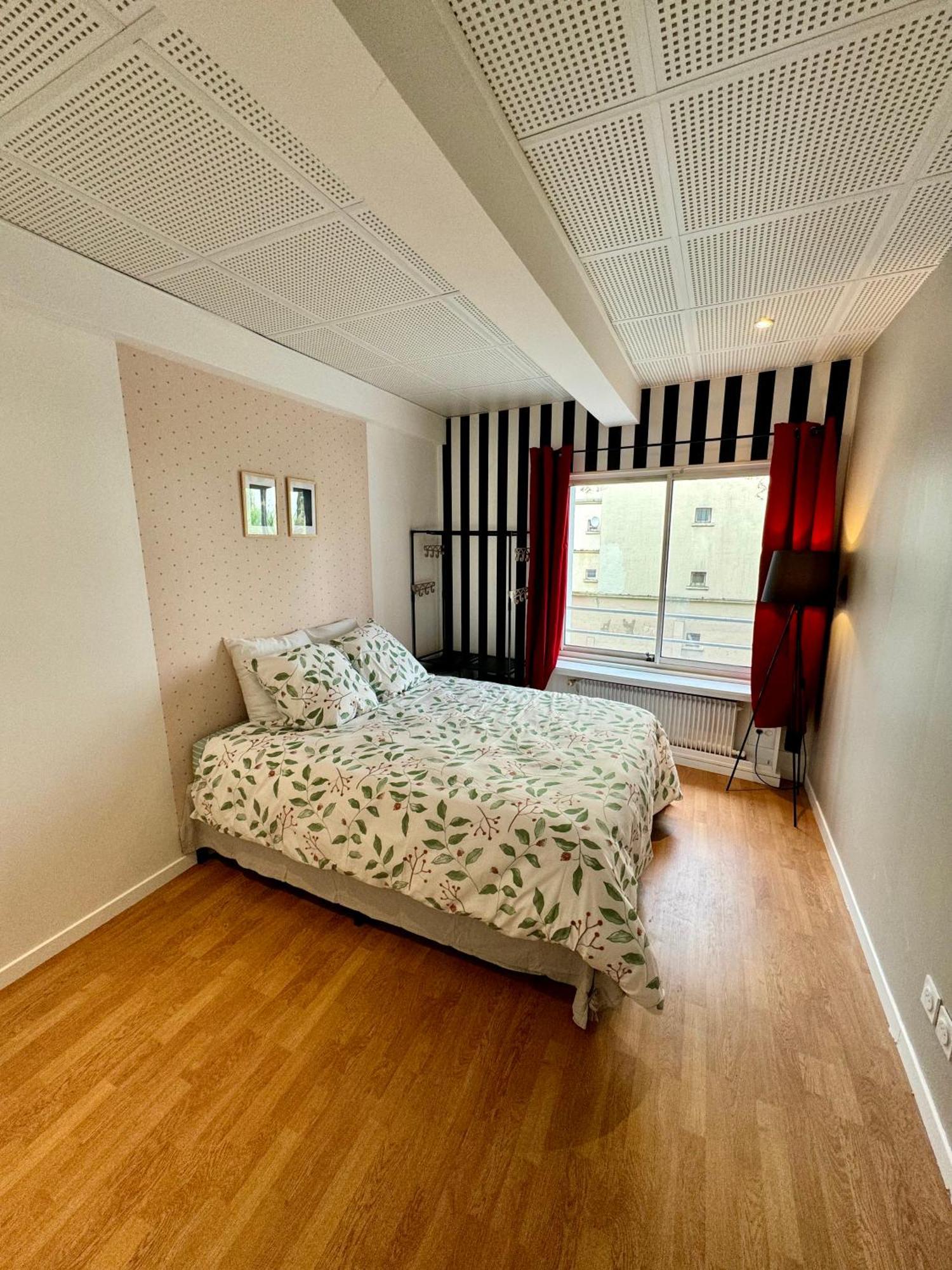 Appartement Lumineux Et Renove Pres De Montmartre "Amelie" パリ エクステリア 写真